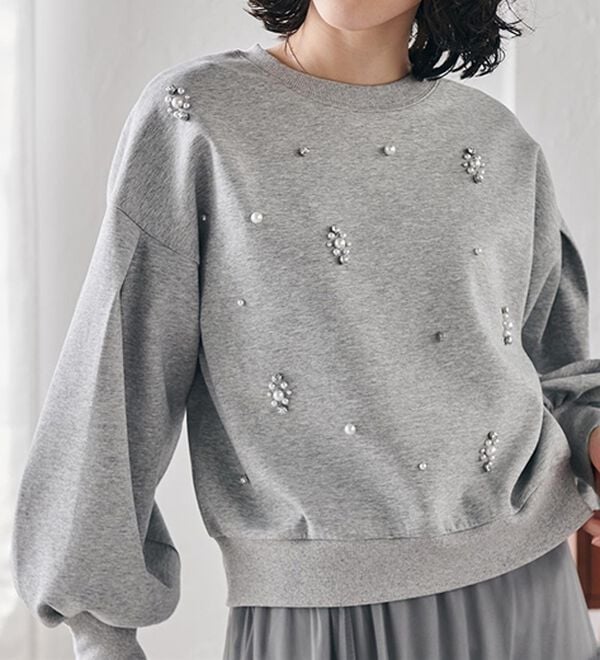 RANAN（ラナン）の「ビジュー使いボリューム袖プルオーバー（カットソー）」｜ライトグレー