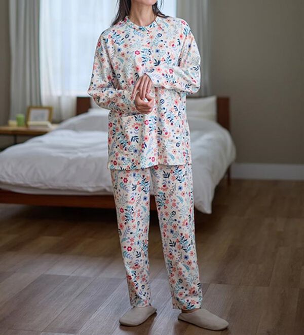 LAVIENNE（ラヴィエンヌ）の「綿入りキルトパジャマ（パジャマ・ルームウェア）」｜詳細画像