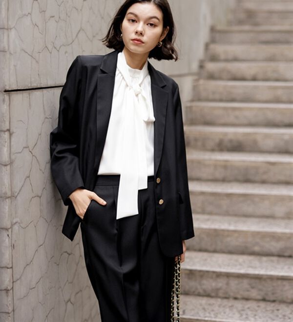 GeeRA（ジーラ）の「【２点セット】２ボタンボックスジャケットセットアップ（パンツスーツ）」｜詳細画像