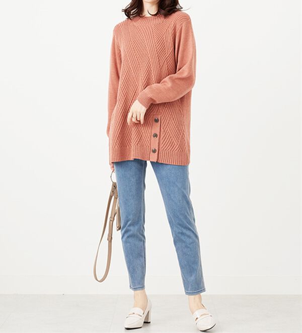 BELLUNA（ベルーナ）の「編地切替サイドボタンチュニック（チュニック）」｜詳細画像