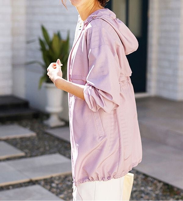 BELLUNA（ベルーナ）の「はっ水加工軽量パーカー（ポーチ付）（パーカー）」｜詳細画像