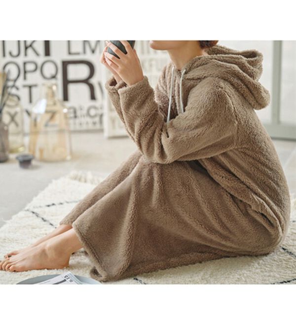 YU'NOW（ユナウ）の「ふんわりモコ　ボアルームウェアマキシワンピース（パジャマ・ルームウェア）」｜詳細画像