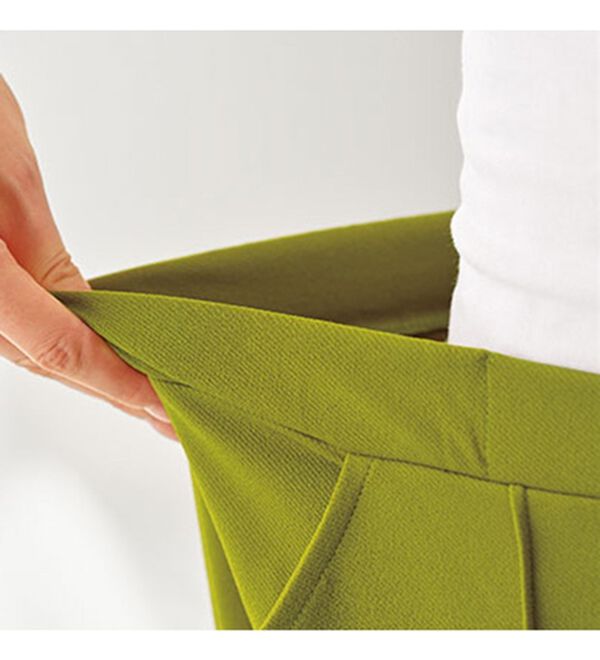 BELLUNA（ベルーナ）の「＜ＦＩＬＡ＞ぐんぐん伸びるセミフレアーパンツ（フルレングスパンツ）」｜詳細画像