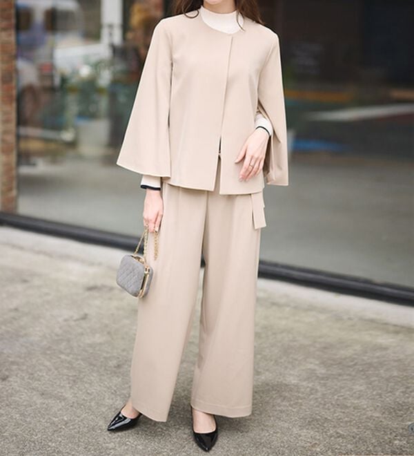 RANAN（ラナン）の「【２点セット】防しわ！洗える！ケープライクジャケットセットアップ（パンツスーツ）」｜詳細画像