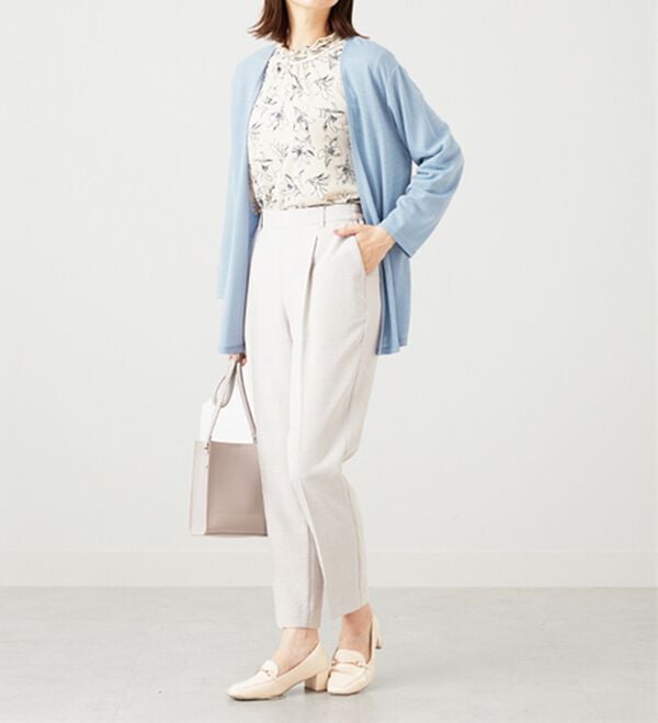 BELLUNA（ベルーナ）の「【2点セット】花柄プルオーバー＆カーデアンサンブル（アンサンブル）」｜詳細画像