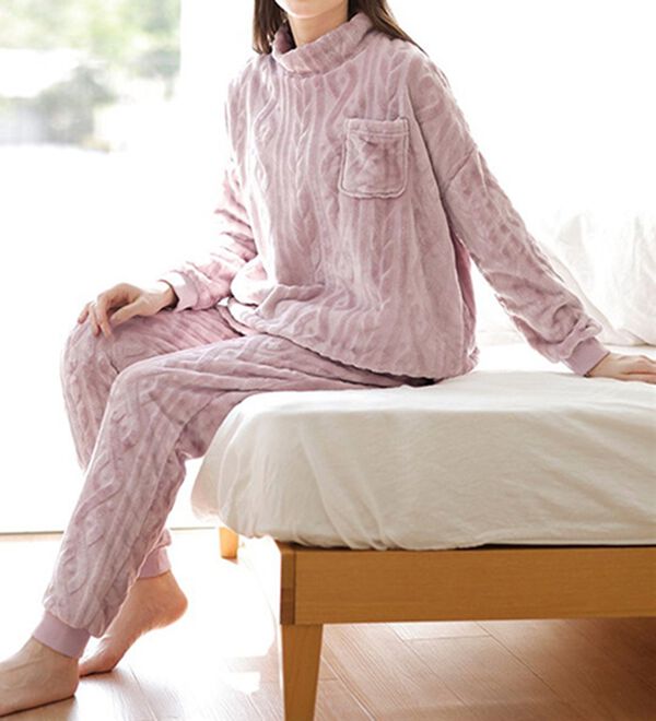 LAVIENNE（ラヴィエンヌ）の「ふわっもこケーブルフリースパジャマ（パジャマ・ルームウェア）」｜詳細画像