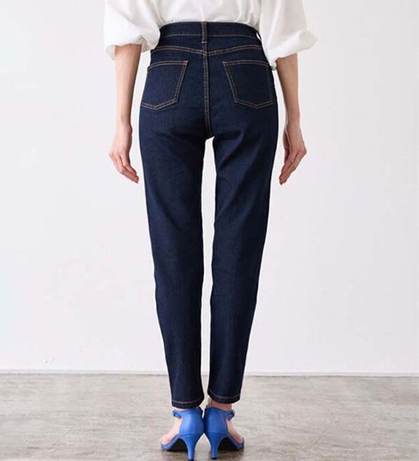 Pierrot（ピエロ）の「【Ｍ～３Ｌ】ストレッチスリムテーパードデニムパンツ（フルレングスパンツ）」｜詳細画像