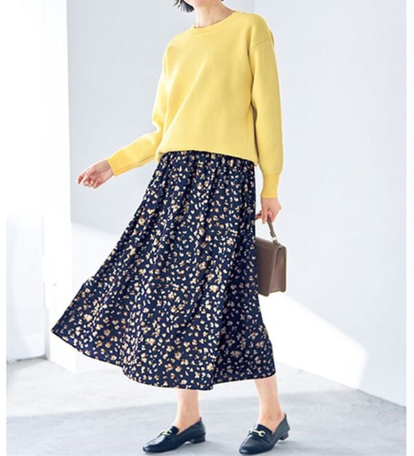 VINNO（ヴィノ）の「ぼかし花柄プリントスカート（ロングスカート）」｜詳細画像