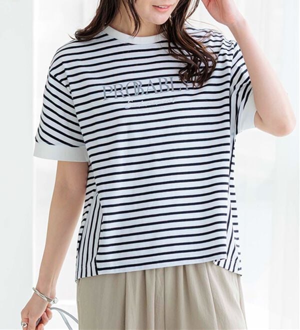 BELLUNA（ベルーナ）の「【２点セット】ロゴＴシャツ付ワンピースアンサンブル（アンサンブル）」｜詳細画像