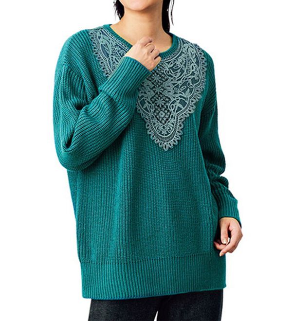 BELLUNA（ベルーナ）の「配色レースあぜ編ニット（ニット・セーター）」｜グリーン