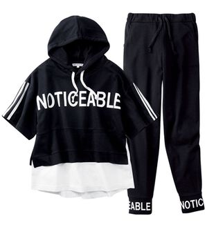 YU'NOW（ユナウ）の「裾レイヤードスポーティロゴパーカー＆パンツセット（パジャマ・ルームウェア）」｜ブラック