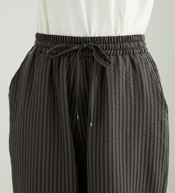 BELLUNA（ベルーナ）の「速乾！サッカー素材ドロストワイドパンツ（ワイドパンツ・ガウチョ）」｜詳細画像