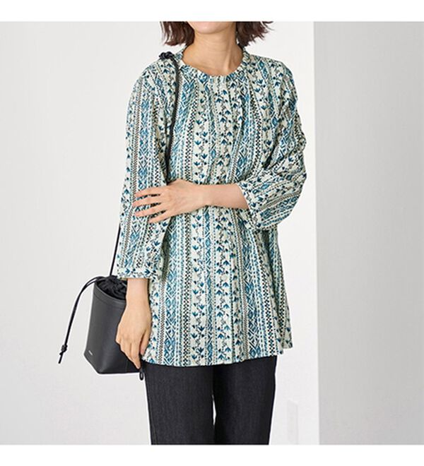 BELLUNA（ベルーナ）の「ナチュラル柄プリントブラウス（チュニック）」｜詳細画像