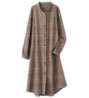 BELLUNA（ベルーナ）の「チェック柄ロングシャツワンピース（シャツワンピース）」｜ベージュ系