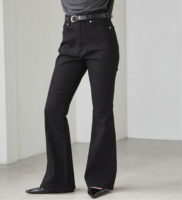 RANAN（ラナン）の「ストレッチフレアデニム（フルレングスパンツ）」｜詳細画像