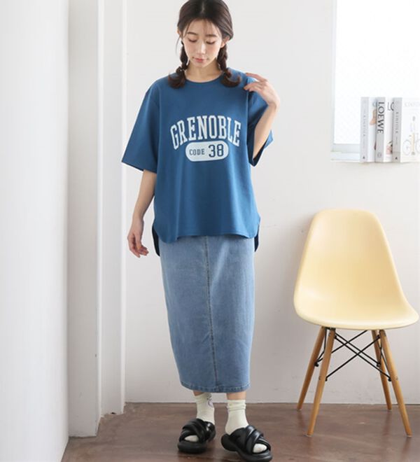 A HAPPY MARILYN（アハッピーマリリン）の「【Ｍ～８Ｌ】【接触冷感・ＵＶ対策】カレッジプリント裾ラウンドＴシャツ（Tシャツ）」｜詳細画像