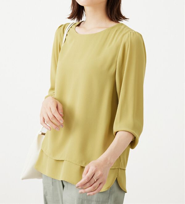 BELLUNA（ベルーナ）の「ジョーゼット素材裾ティアードブラウス（ブラウス）」｜ライム