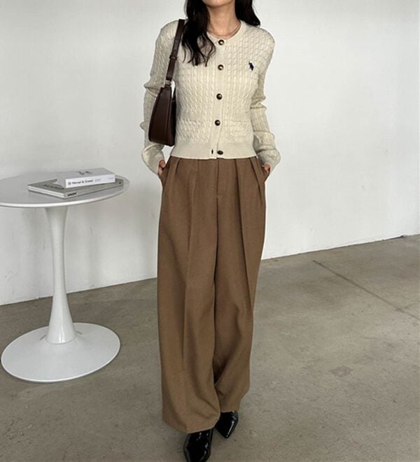 RANAN（ラナン）の「＜Ｕ．Ｓ．Ｐ＞ゴールド調ボタン刺繍ケーブルカーディガン（ニット・セーター）」｜詳細画像