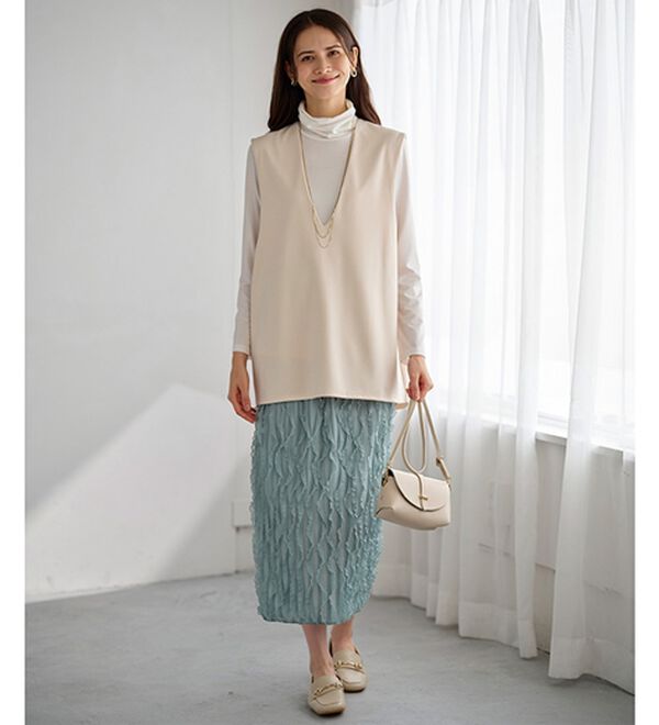 BELLUNA（ベルーナ）の「チュニックの下にはくストライプフリルスカート（ロングスカート）」｜詳細画像