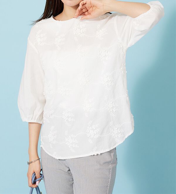 BELLUNA（ベルーナ）の「モチーフレース使いふんわり袖ブラウス（ブラウス）」｜詳細画像