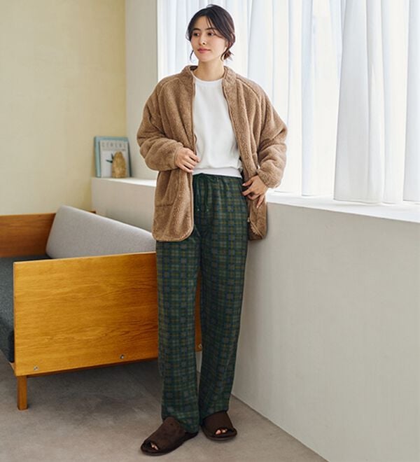 LAVIENNE（ラヴィエンヌ）の「肌側綿１００％あったかフリースボトム（その他パンツ）」｜詳細画像