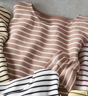 BELLUNA（ベルーナ）の「 ＜＆ｃｏｃｏｃｈｉ＞ハピネスコットン１００％ボーダープルオーバー（カットソー）」｜ローズグレー&times;オフ白