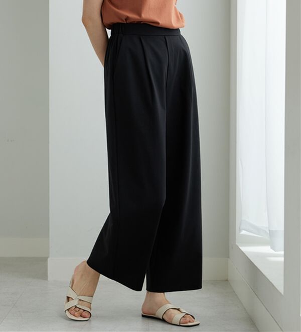 BELLUNA（ベルーナ）の「ポンチ素材タック使いワイドパンツ（ワイドパンツ・ガウチョ）」｜黒