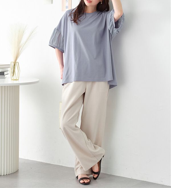Viola e Viola（ヴィオラ エ ヴィオラ）の「【５つの機能付】ボリューム袖シフォン切替Ｔシャツ（Tシャツ）」｜詳細画像