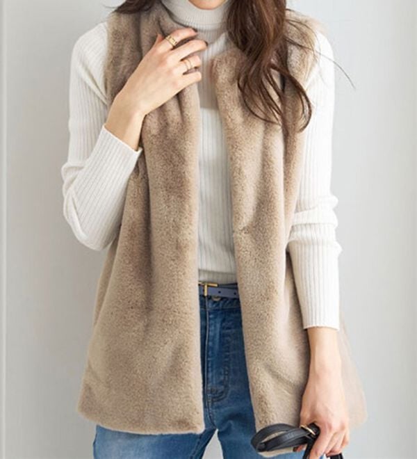 BELLUNA（ベルーナ）の「ホック付き！着映えるファーベスト（ベスト）」｜詳細画像