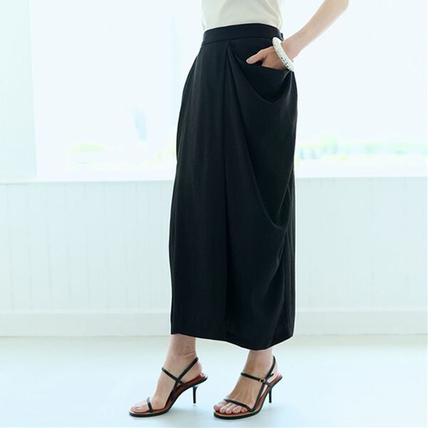 RANAN（ラナン）の「麻調素材ポケットデザインスカート（ロングスカート）」｜ブラック