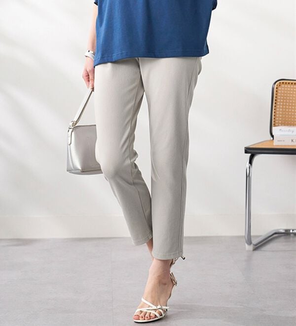 BELLUNA（ベルーナ）の「【再入荷】美ストレッチ素材アンクル丈レギンスパンツ（クロップドパンツ）」｜詳細画像