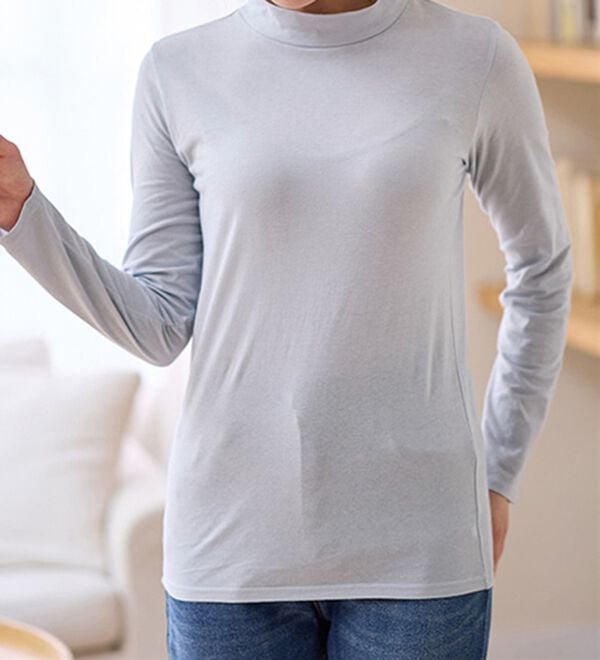 LAVIENNE（ラヴィエンヌ）の「【選べる襟！】綿１００％吸湿発熱あったかインナー（肌着・インナーウェア）」｜詳細画像