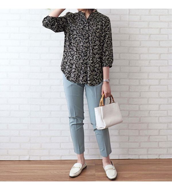 BELLUNA（ベルーナ）の「レーヨン素材ギャザー使いブラウス（ブラウス）」｜詳細画像