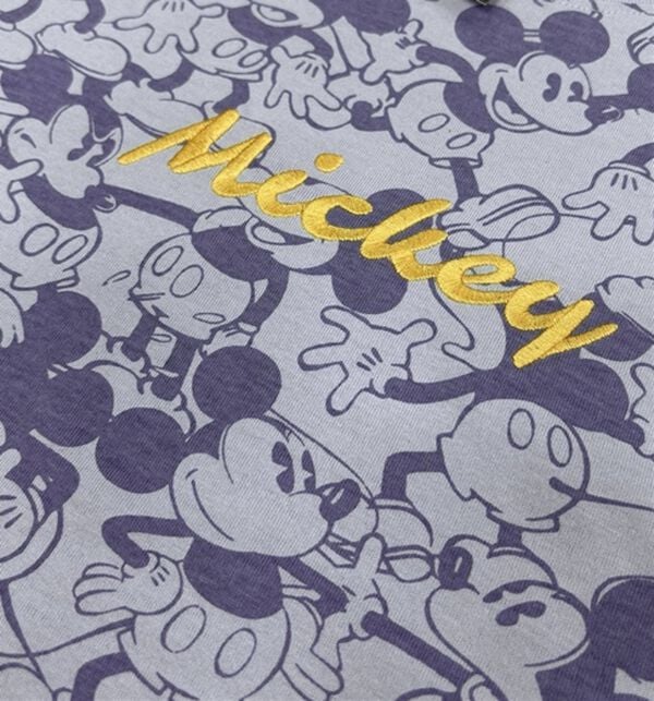 BELLUNA（ベルーナ）の「＜Ｄｉｓｎｅｙ＞【ミッキー】総柄プリントボックスシルエットTシャツ（カットソー）」｜詳細画像