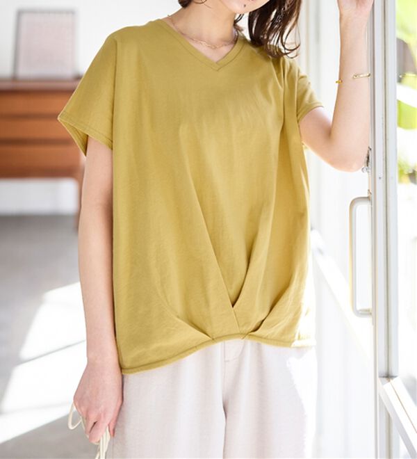 Viola e Viola（ヴィオラ エ ヴィオラ）の「綿１００％ゆったり裾タックＴシャツ（Tシャツ）」｜詳細画像