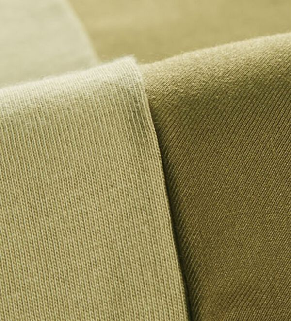 BELLUNA（ベルーナ）の「【２枚組】異素材切替フード風デザインチュニック（チュニック）」｜詳細画像