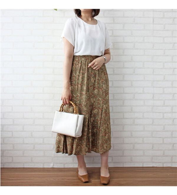 BELLUNA（ベルーナ）の「裾切替デザインフレアースカート（ひざ丈スカート）」｜詳細画像