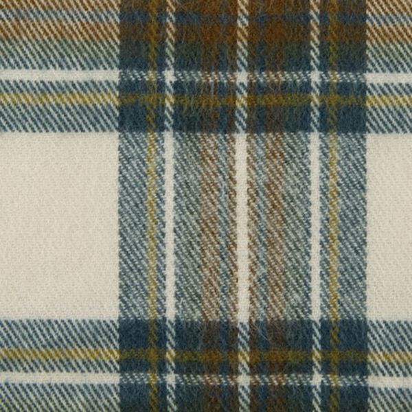 GeeRA（ジーラ）の「ウールタッチ大判チェック柄ストール（ストール・スカーフ・マフラー）」｜アイボリー系