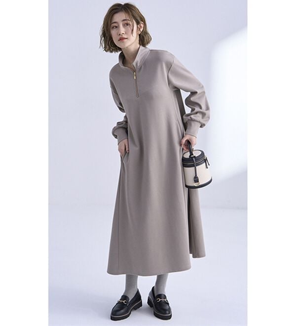 BELLUNA（ベルーナ）の「ポケット付ハーフジップフレアーワンピース（カットソーワンピース）」｜詳細画像