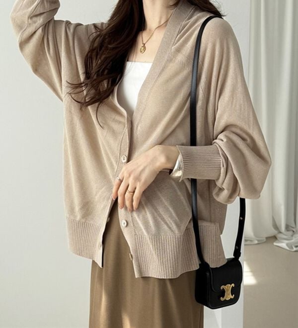 GeeRA（ジーラ）の「接触冷感！Ｖネックカーディガン（ニットカーディガン）」｜詳細画像