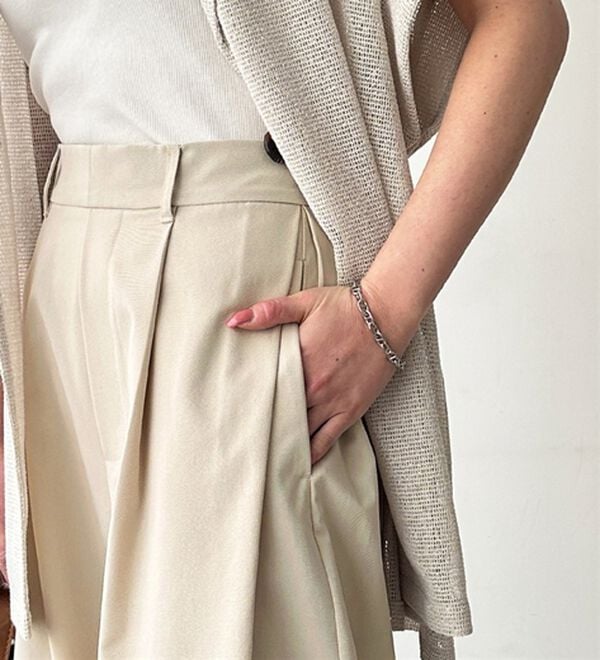 GeeRA（ジーラ）の「楽なのに美脚見えワイドカーブパンツ（フルレングスパンツ）」｜詳細画像
