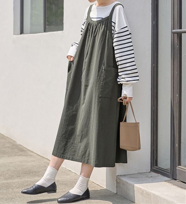 Viola e Viola（ヴィオラ エ ヴィオラ）の「綿１００％たっぷりギャザーのジャンパースカート（ジャンパースカート）」｜詳細画像