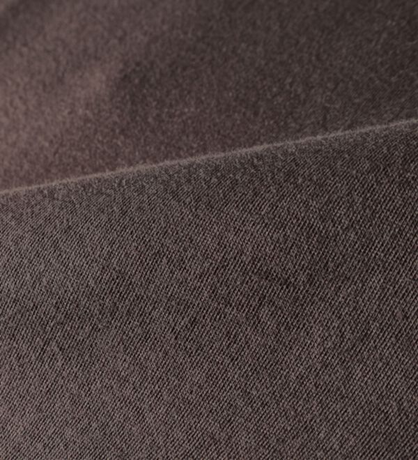 BELLUNA（ベルーナ）の「吸湿発熱ポンチ素材袖切替プルオーバー（カットソー）」｜詳細画像