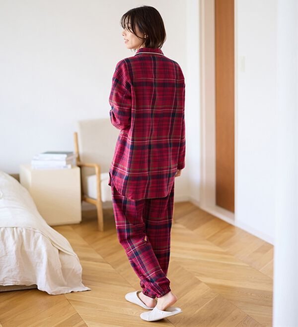 LAVIENNE（ラヴィエンヌ）の「綿１００％ふんわり柔か微起毛パジャマ（パジャマ・ルームウェア）」｜詳細画像