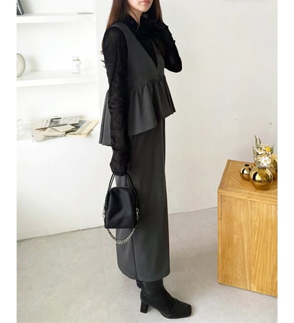 GeeRA（ジーラ）の「【再入荷】楽ちん！ペプラムジャンパースカート（ジャンパースカート）」｜詳細画像