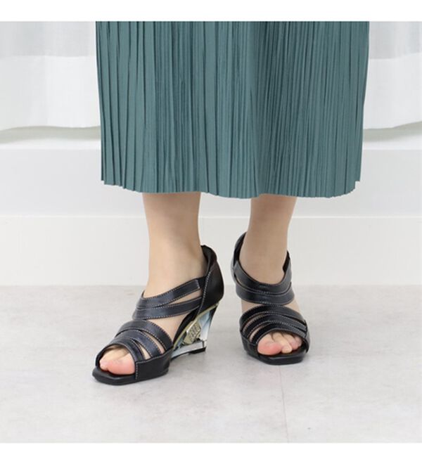 BELLUNA（ベルーナ）の「ジュエルヒールエレガントラインサンダル（パンプス）」｜詳細画像