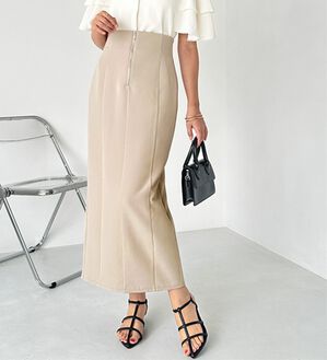 GeeRA（ジーラ）の「ＯＮ／ＯＦＦ使える！フロントファスナースカート（ロングスカート）」｜アイボリーベージュ