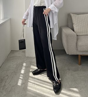 GeeRA（ジーラ）の「サイドラインハイウエストパンツ（フルレングスパンツ）」｜ブラック