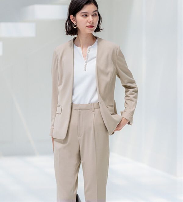 GeeRA（ジーラ）の「【ジャケット+パンツ】洗濯機で洗えるのびのび！ストレッチカットソーセットアップスーツ（パンツスーツ）」｜詳細画像