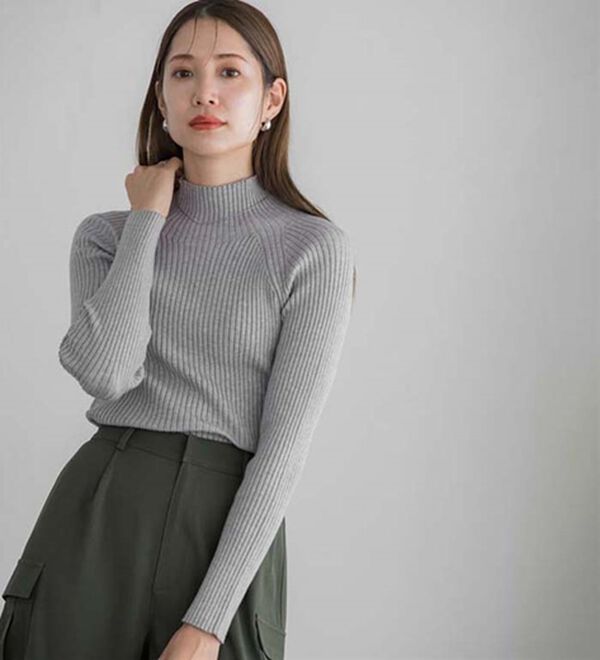 Pierrot（ピエロ）の「着回しストレッチリブハイネックニット（ニット・セーター）」｜詳細画像